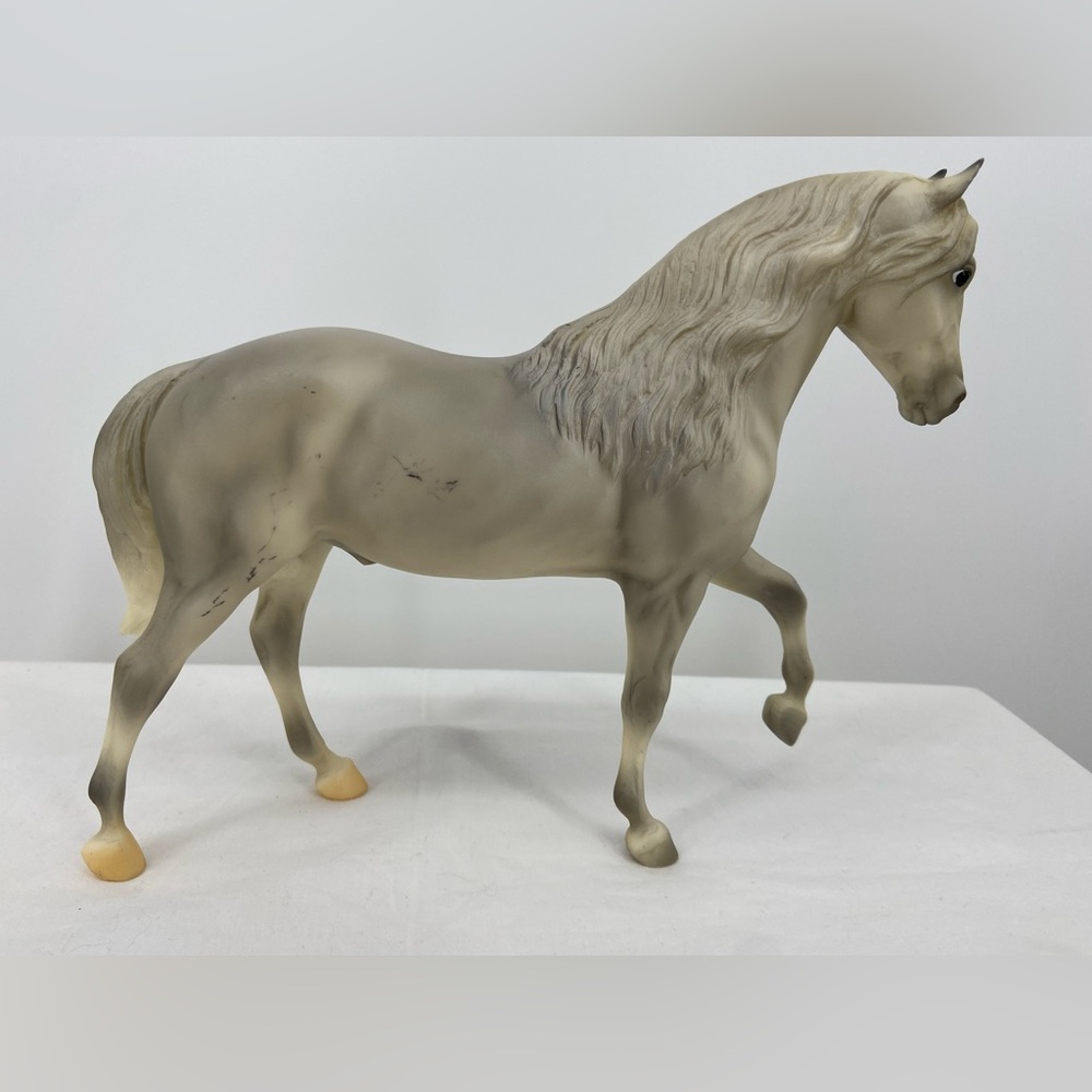Breyer Horse #1183 Luz de Luna Grey Paso Fino My favorite Horse‎ Series, Retired